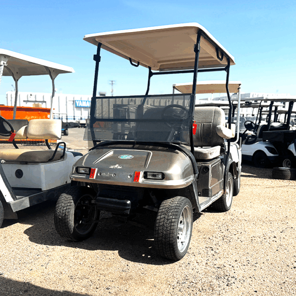 2006 Columbia 4 Seater/ Electric - Image 2