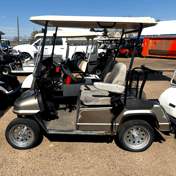 2006 Columbia 4 Seater/ Electric - Image 3